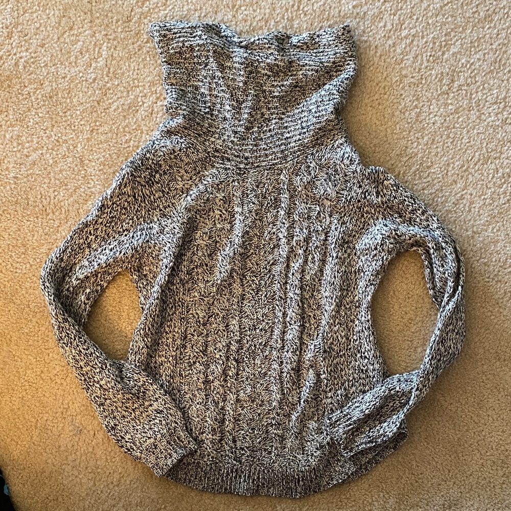 RD Style Heathered Gray Turtleneck Sweater